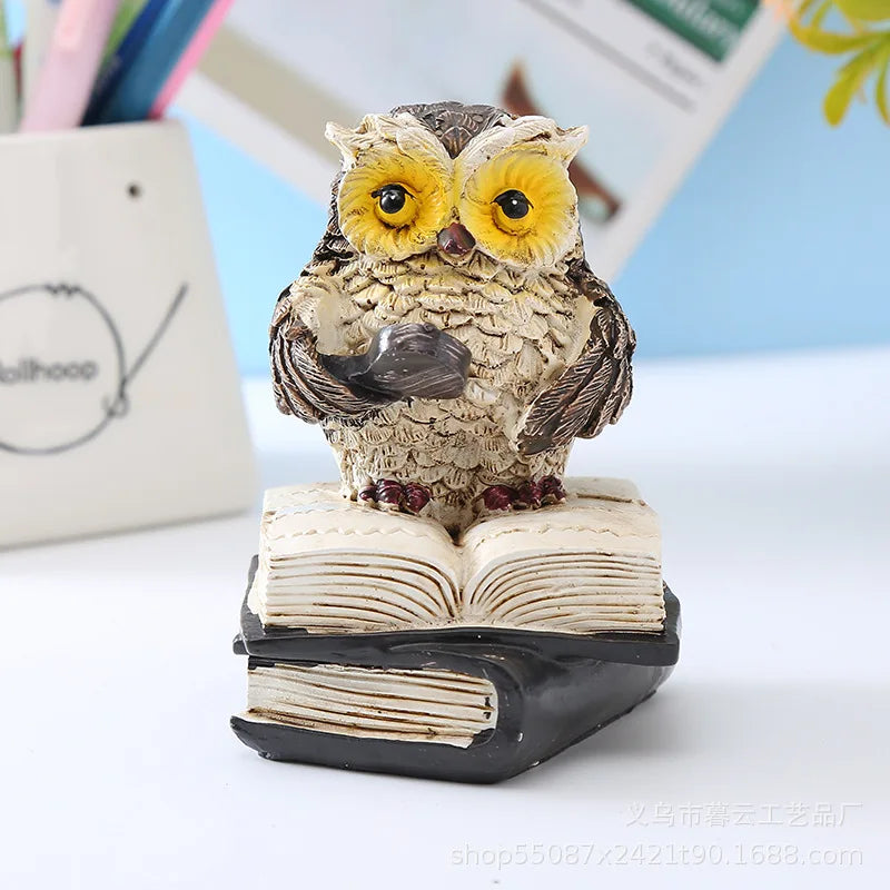 2Pcs/Set Owl Statue Cartoon Realistic Resin Reading Book Owl Figurine Cute Crafted Statue Home Decor Animal Sculpture